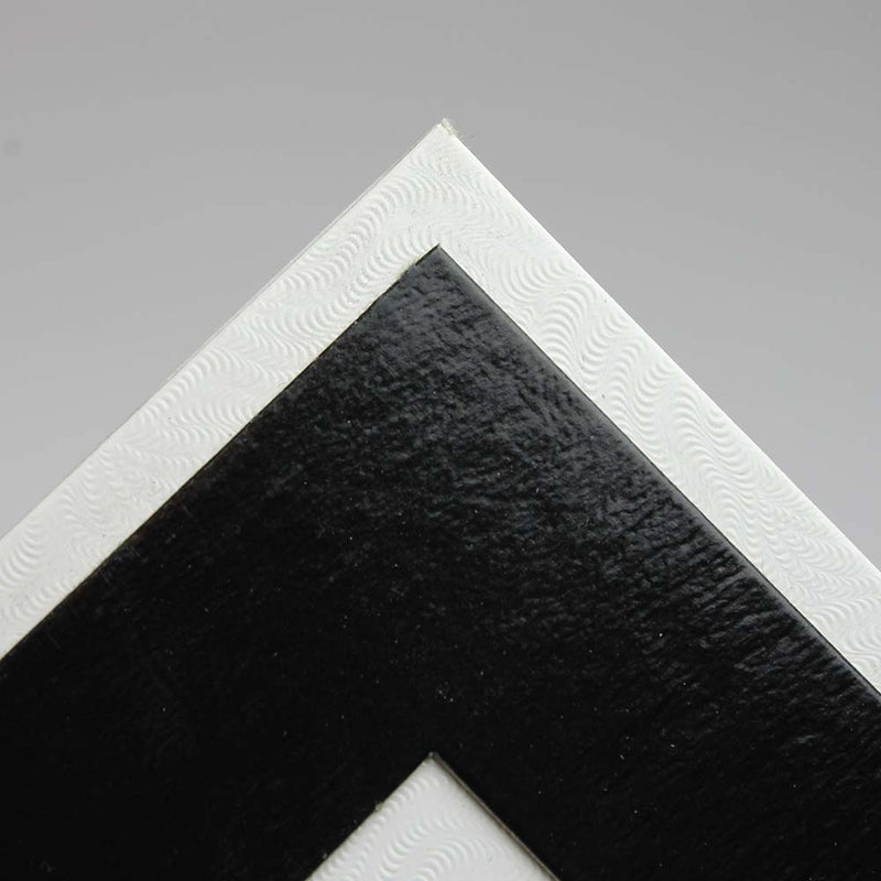 Subtle leatherette texture
